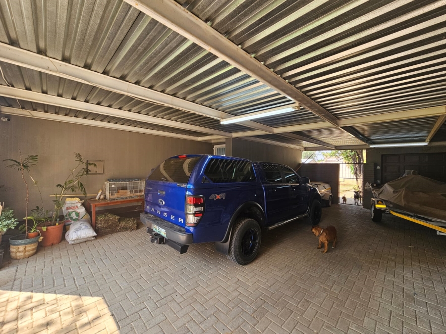 3 Bedroom Property for Sale in Flamingo Park Free State